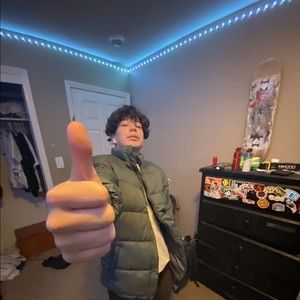 Meet your Posher, Seth